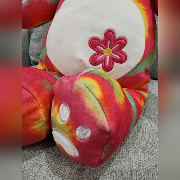 HTF 20" Squishmallows Squeezemallows ~ Exclusive Shena The Dog Easter 2022 ~NWOT - Picture 8 of 11